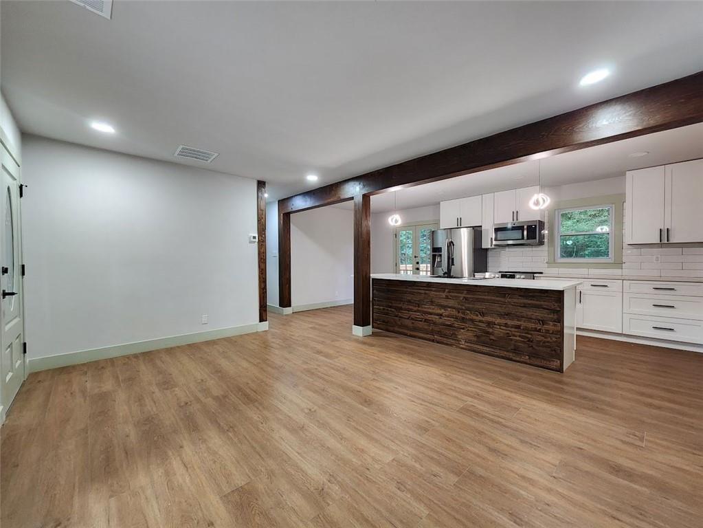 718 SPRINGLAKE Road