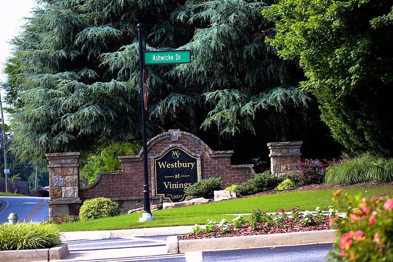 5004 Ridgemont Walk SE 19