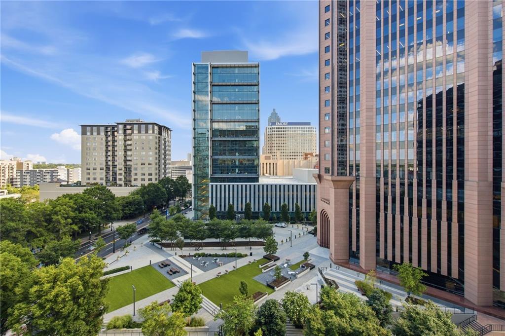 620 Peachtree Street NE 1009