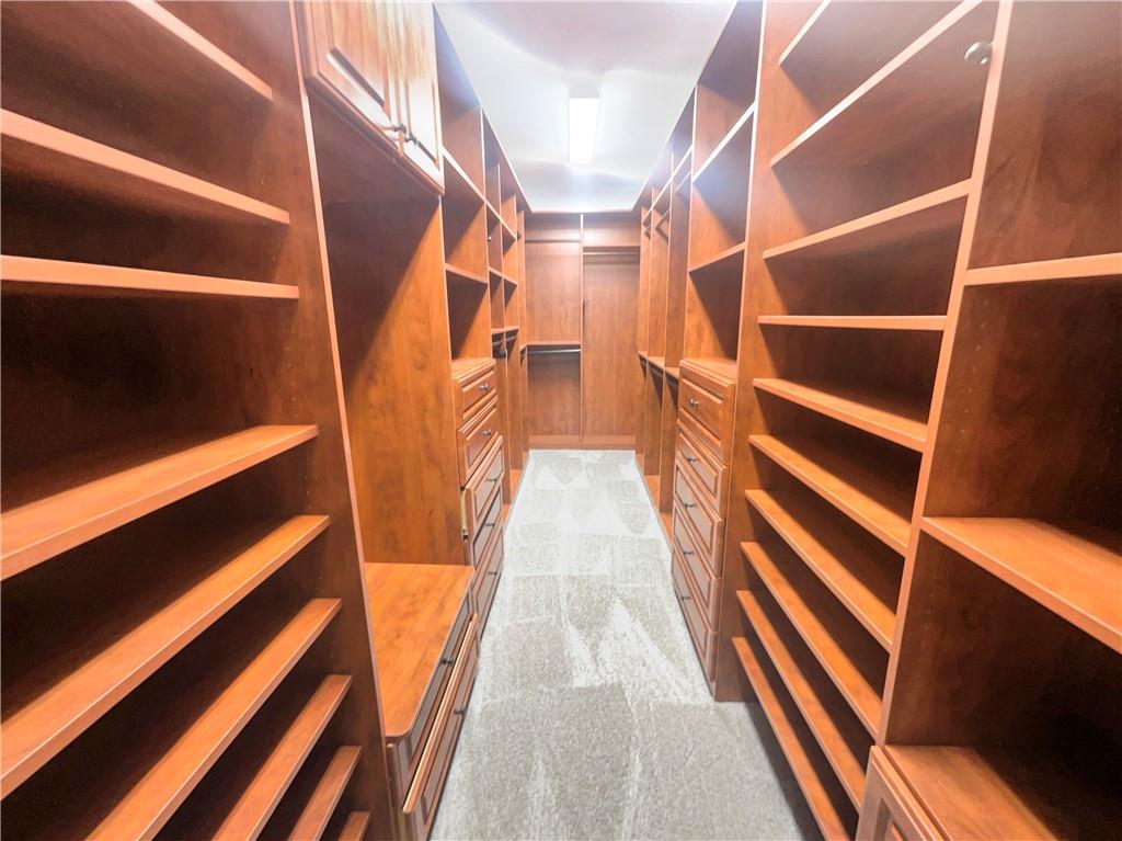 Fields Pond - Residential