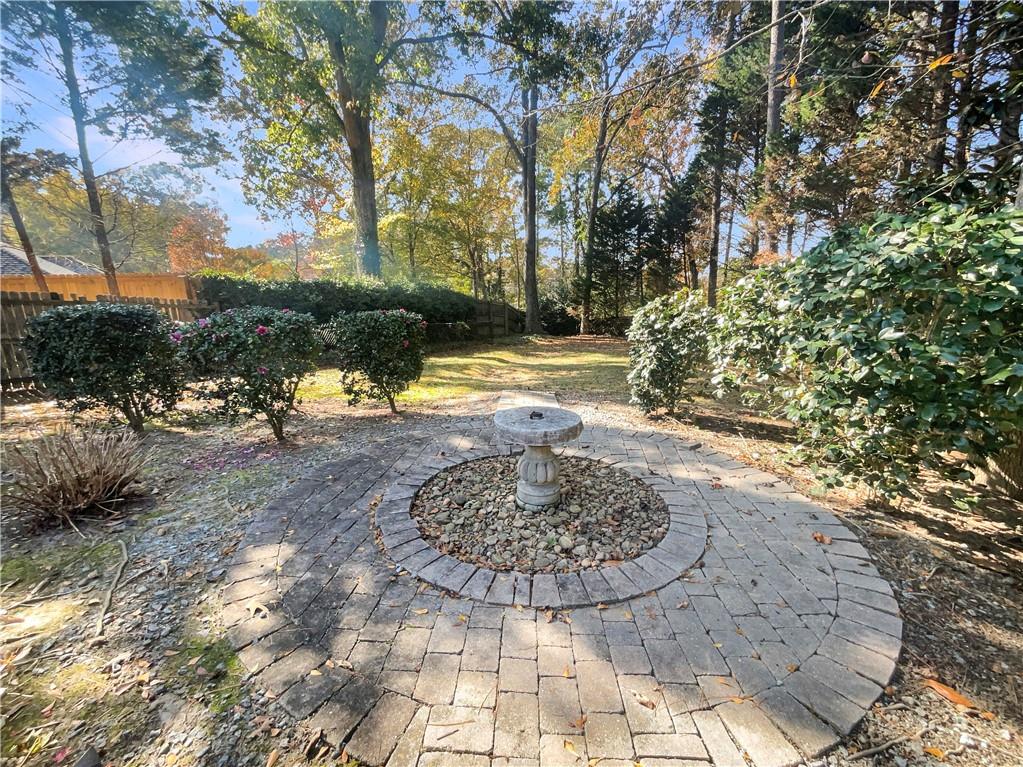 Fields Pond - Residential