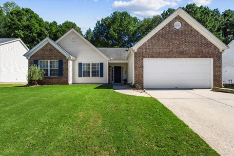 Homes For Sale - 5531 Skylar Creek Lane<br/> Buford, GA 30518