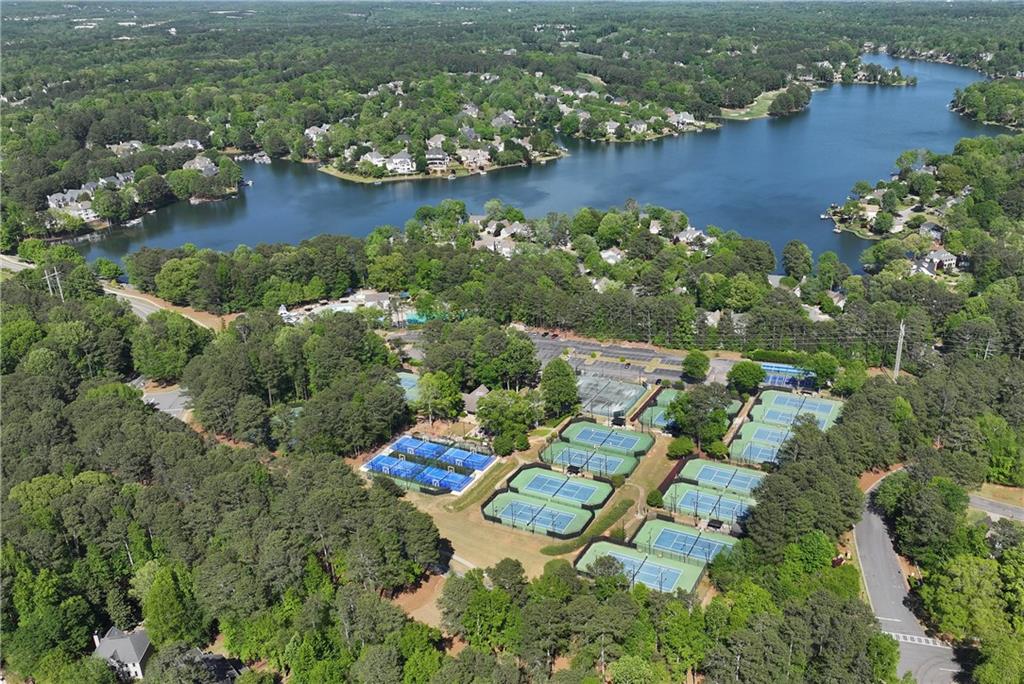 Shirley Estates/Windward - Residential