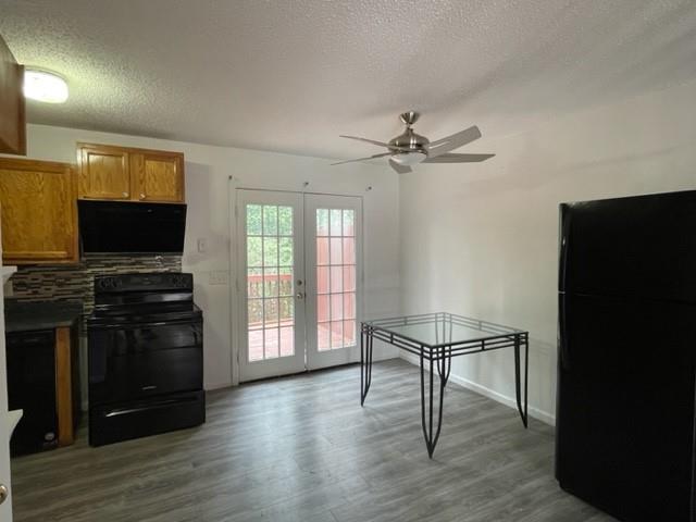 3882 Parklane Drive