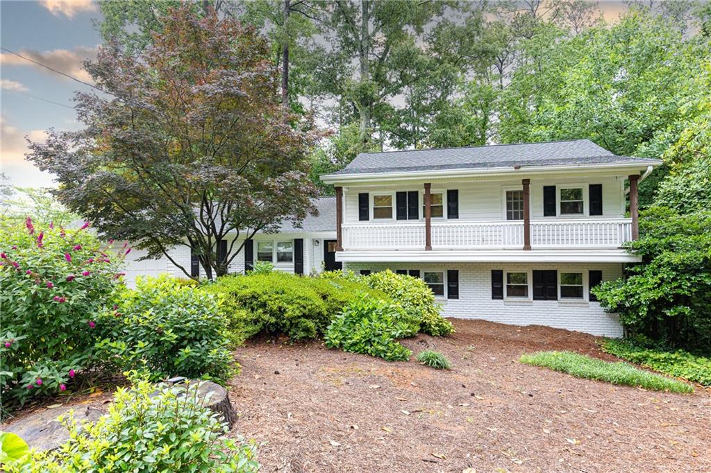 1329 W Nancy Creek Drive NE