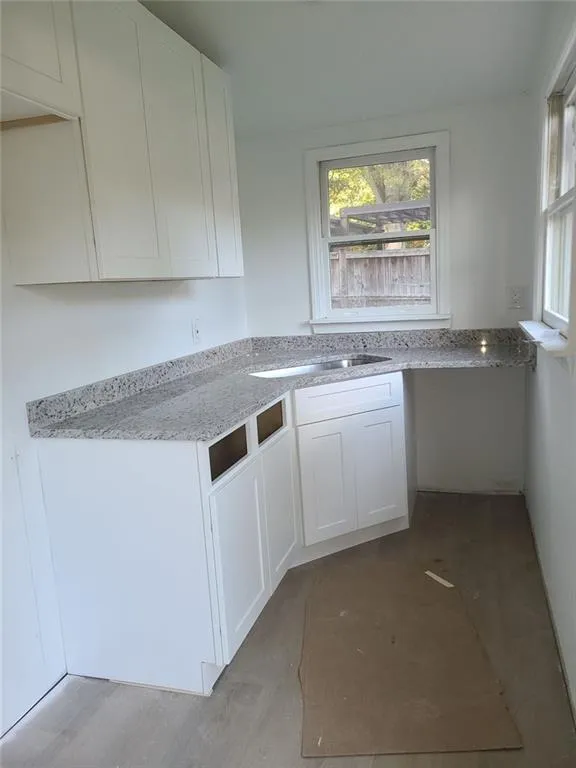 Atlanta, Georgia 30324, United States, 3 Bedrooms Bedrooms, ,2 BathroomsBathrooms,Residential,Active,240653