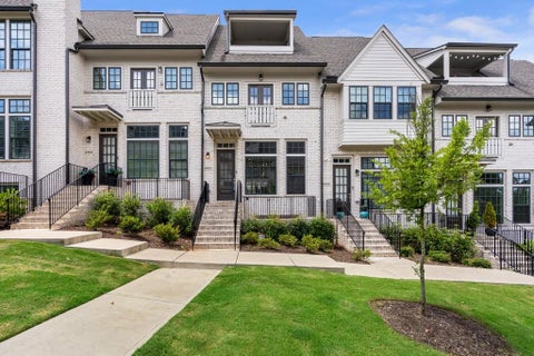 Townhouse For Sale - 6767 Prelude Drive<br/> Sandy Springs, GA 30328
