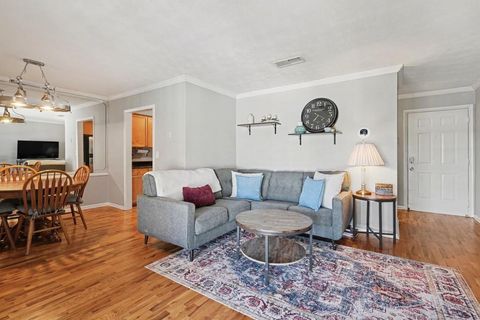 Condo For Sale - 1150 Collier Road #13D<br/> Fulton County, Atlanta, GA 30318