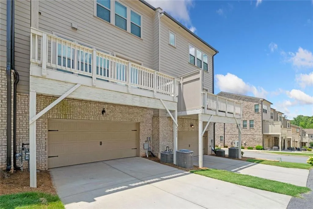 Doraville, Georgia 30360, United States, 4 Bedrooms Bedrooms, ,4 BathroomsBathrooms,Residential,Active,169424