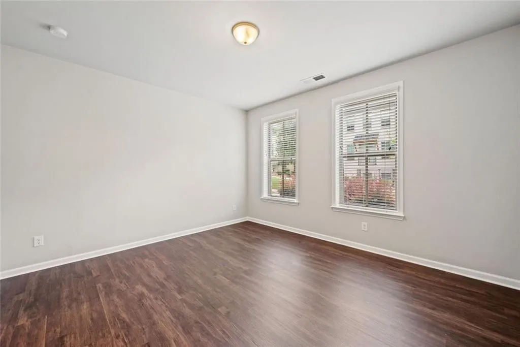 Doraville, Georgia 30360, United States, 4 Bedrooms Bedrooms, ,4 BathroomsBathrooms,Residential,Active,169424