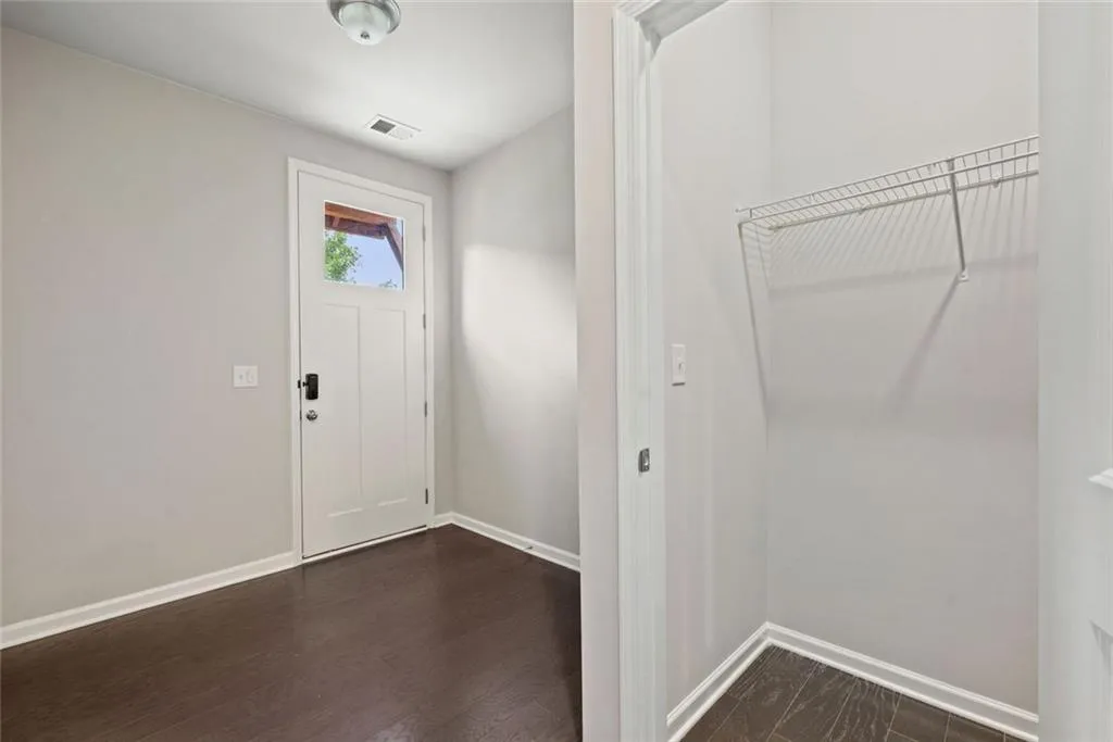 Doraville, Georgia 30360, United States, 4 Bedrooms Bedrooms, ,4 BathroomsBathrooms,Residential,Active,169424