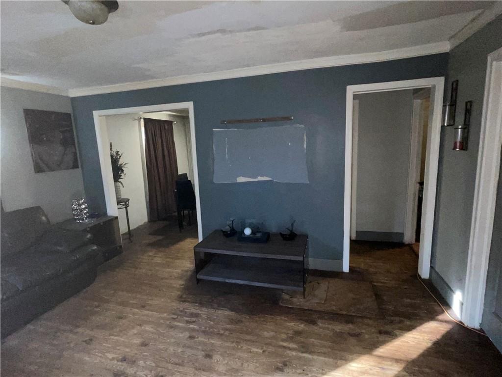 162 Hyacinth Avenue NW