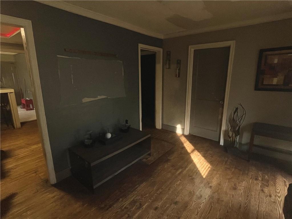 162 Hyacinth Avenue NW