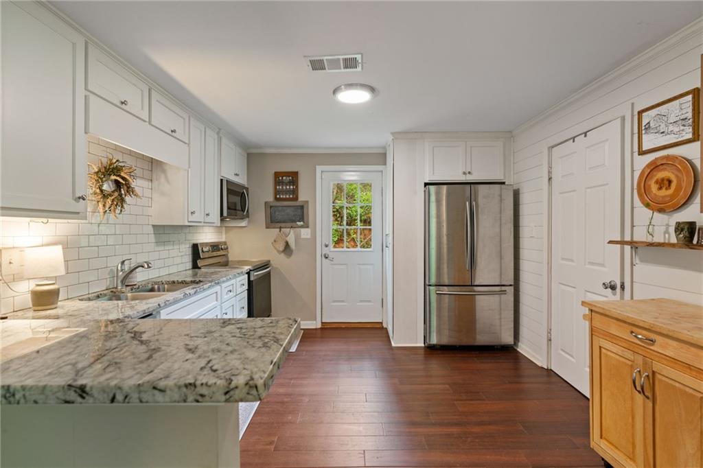 115 Maple Leaf Drive, Dahlonega, Georgia image 15