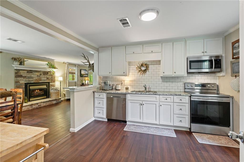 115 Maple Leaf Drive, Dahlonega, Georgia image 17