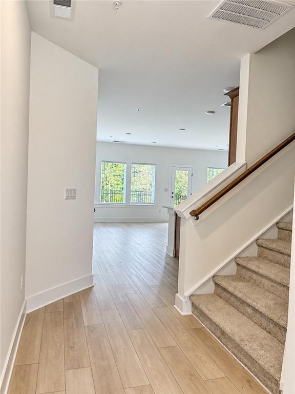 450 laurelwood Lane