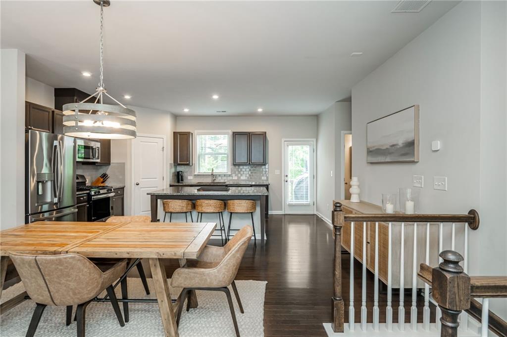 2444 Coosa Valley, Atlanta, Georgia image 17