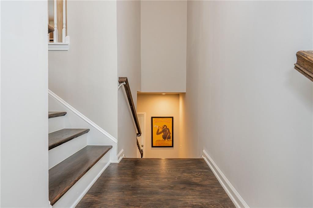 2444 Coosa Valley, Atlanta, Georgia image 35