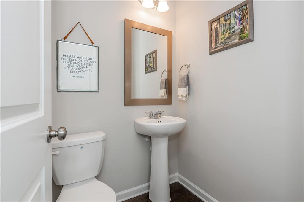 2444 Coosa Valley, Atlanta, Georgia image 23