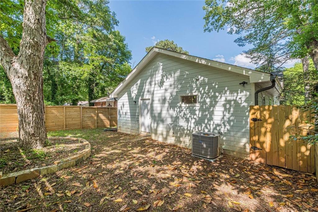 3275 Dodson Drive, East Point, Georgia image 22