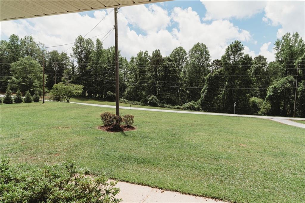 8394 Banks Mill Road, Douglasville, Georgia image 20