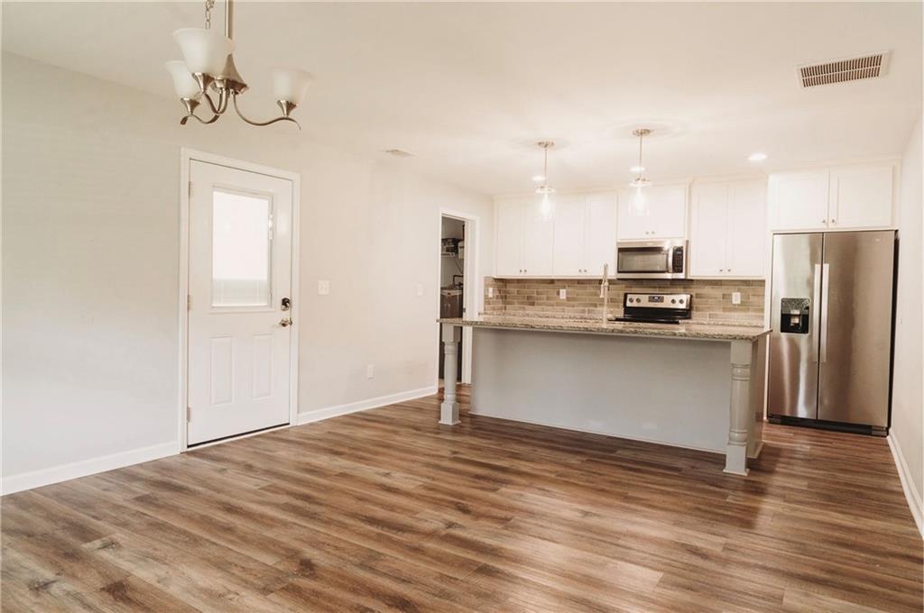 8394 Banks Mill Road, Douglasville, Georgia image 3