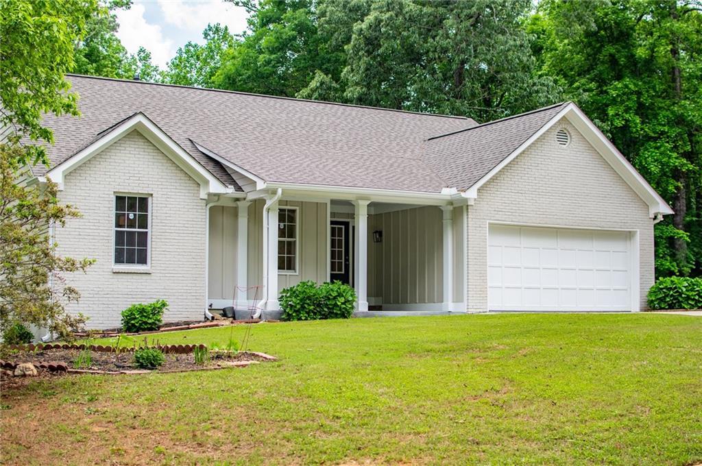 9691 Squirrel Wood Run, Douglasville, Georgia image 3