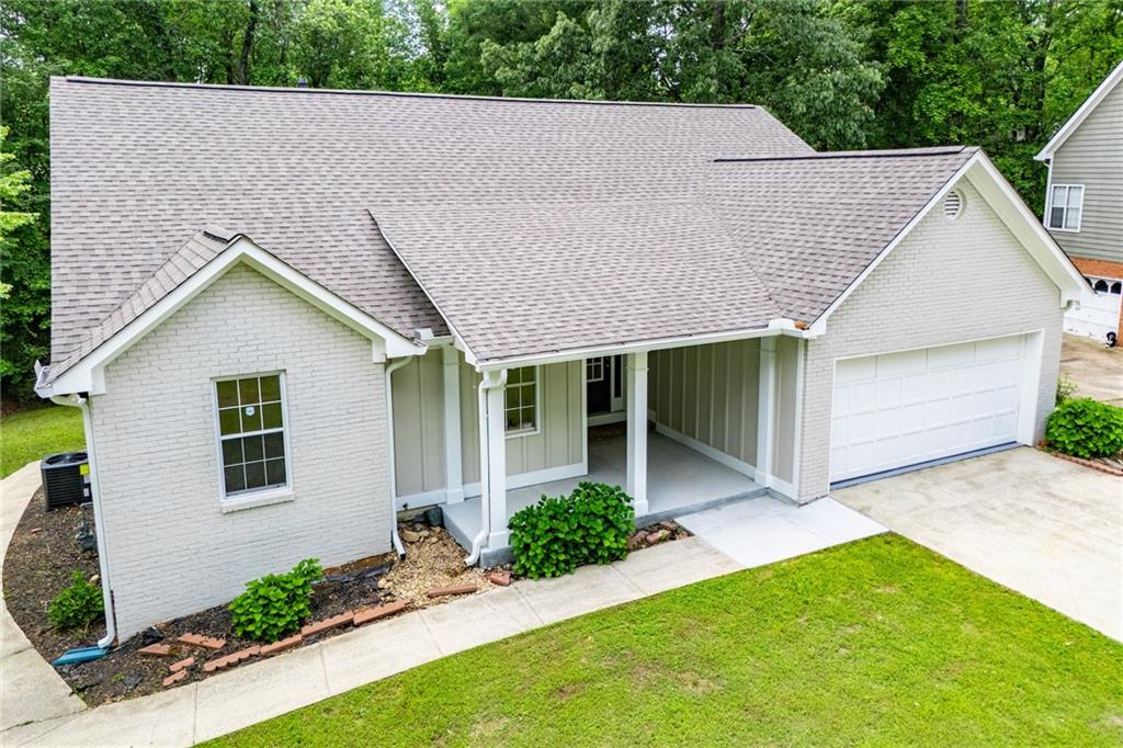 9691 Squirrel Wood Run, Douglasville, Georgia image 4