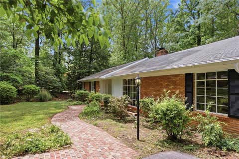 Homes For Sale - 544 Bouldercrest Drive<br/> Marietta, GA 30064