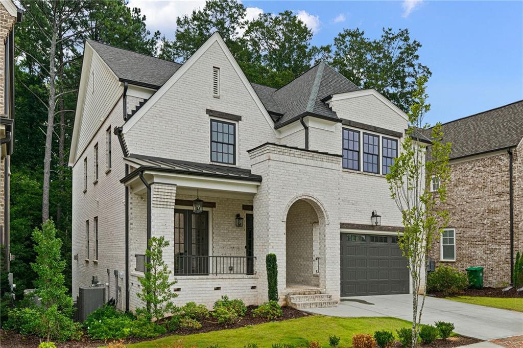 4511 Caroline Walk