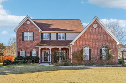 Homes For Sale - 2655 Lake Commons Court<br/> Snellville, GA 30078