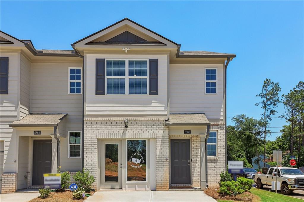 524 Woodcreek Circle SW 14