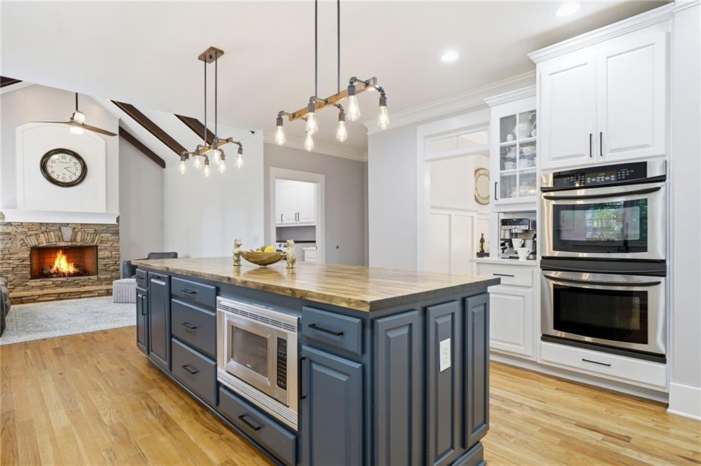 401 Maple Ridge Court