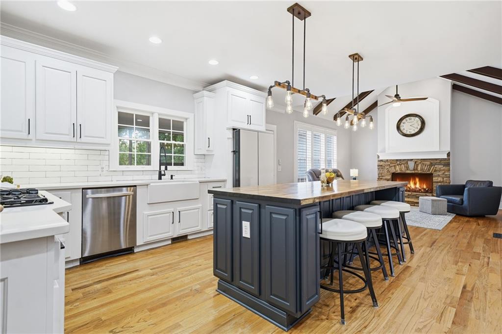 401 Maple Ridge Court