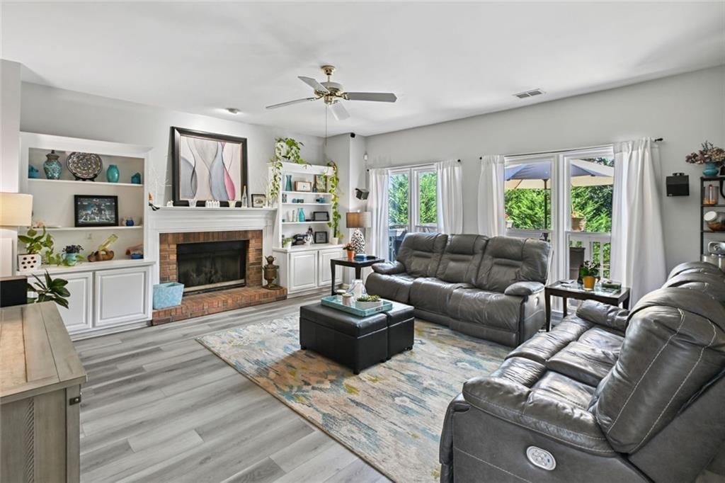 425 Serrant Court