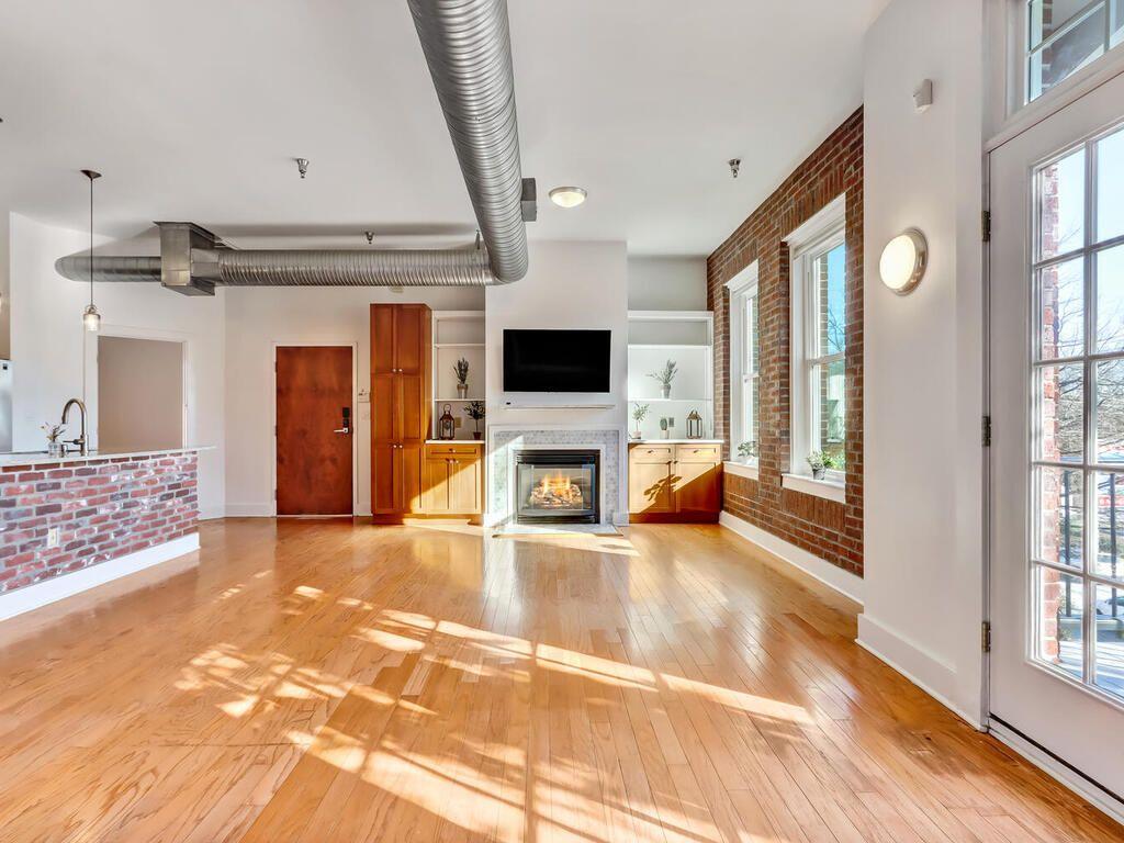 1158 Ponce de Leon Avenue NE