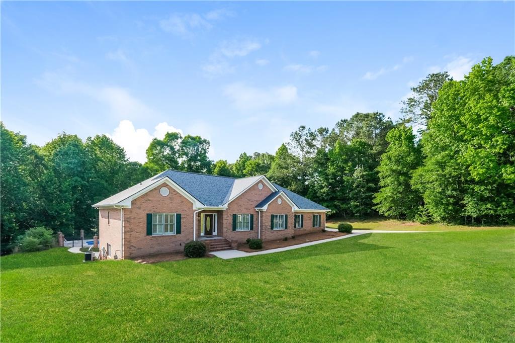604 Clearwater Court