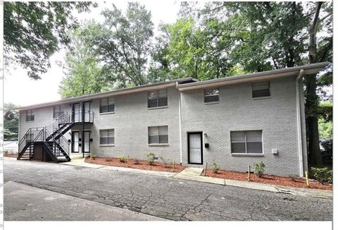 Apartment For Rent - 2637 Lester Street<br/> Atlanta, GA 30344