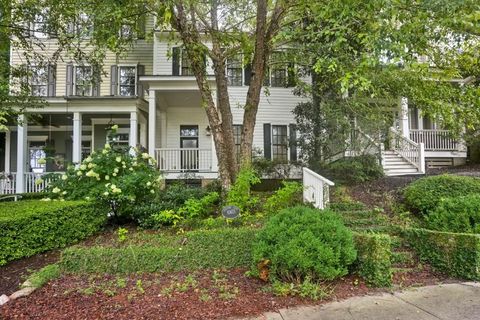 Townhouse For Sale - 10671 Serenbe Lane<br/> Chattahoochee Hills, GA 30268