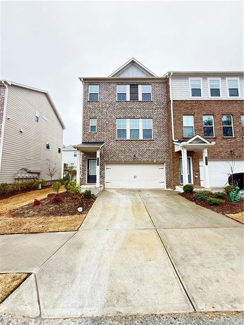 Townhouse For Rent - 3756 Davis Circle<br/> Duluth, GA 30096