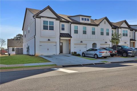 76 Auburn Run Lane Auburn GA 30011