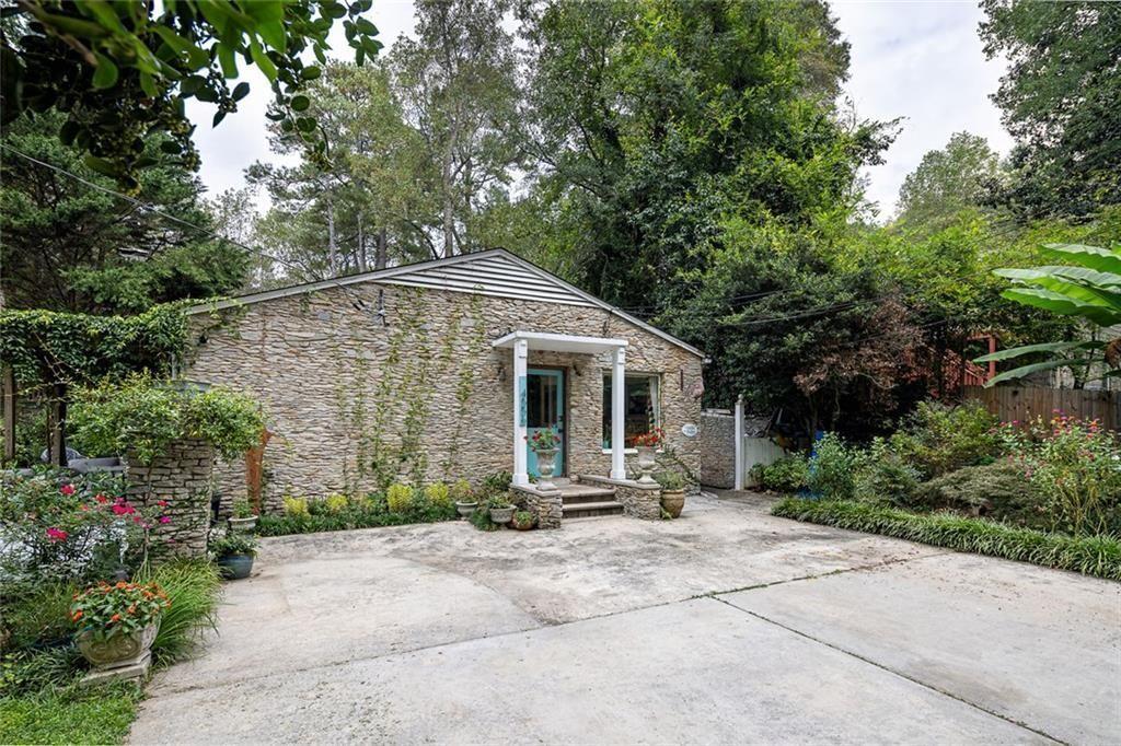 4556 Forrest Road