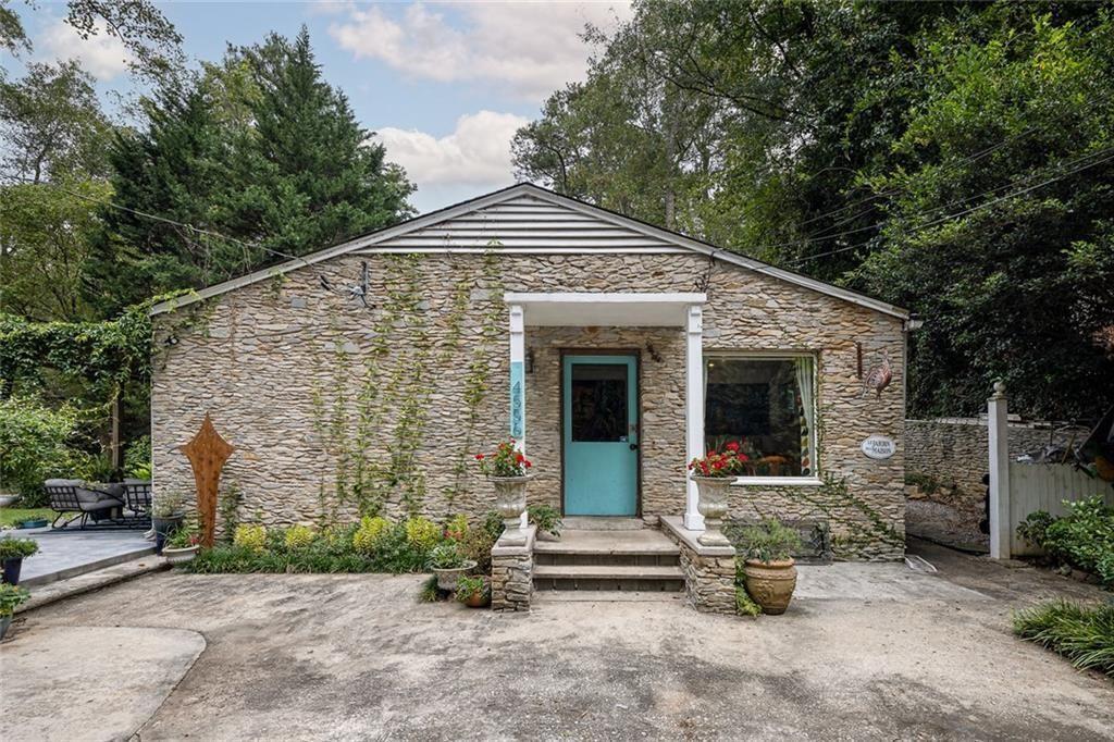 4556 Forrest Road