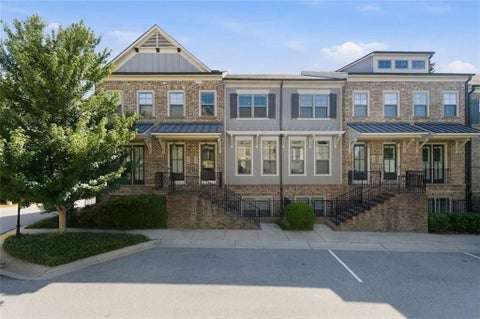 Townhouse For Sale - 3554 Parkside Way<br/> Brookhaven, GA 30319