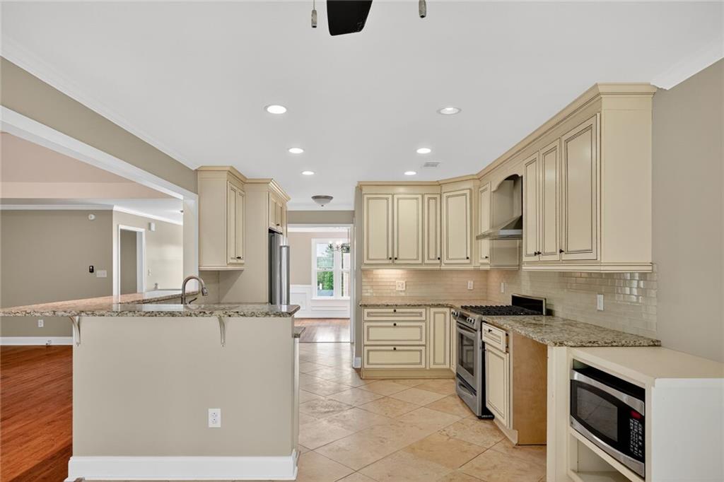 1320 Green Oak Circle