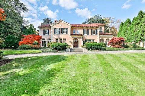 15 Cherokee Road N Atlanta GA 30305