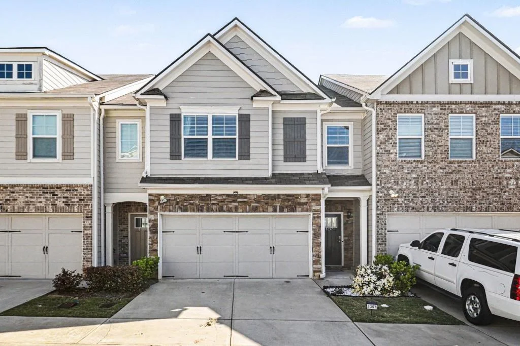 5357 Radford Loop