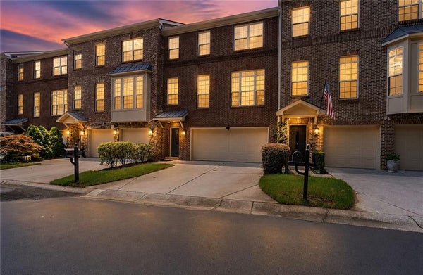 5583 JULIAN PL, ATLANTA, GA 30342 - Image fd15cf0bb93e660013fd77de8e4d80a2/1440086895