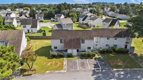 Homes For Sale - 254 Country Club Drive<br/> Clayton County, Jonesboro, GA 30238