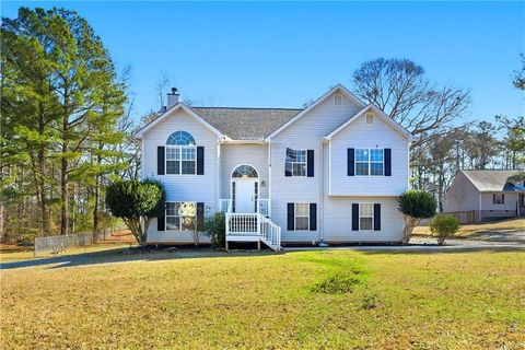 Homes For Sale - 105 Dawn Court<br/> Butts County, Jackson, GA 30233